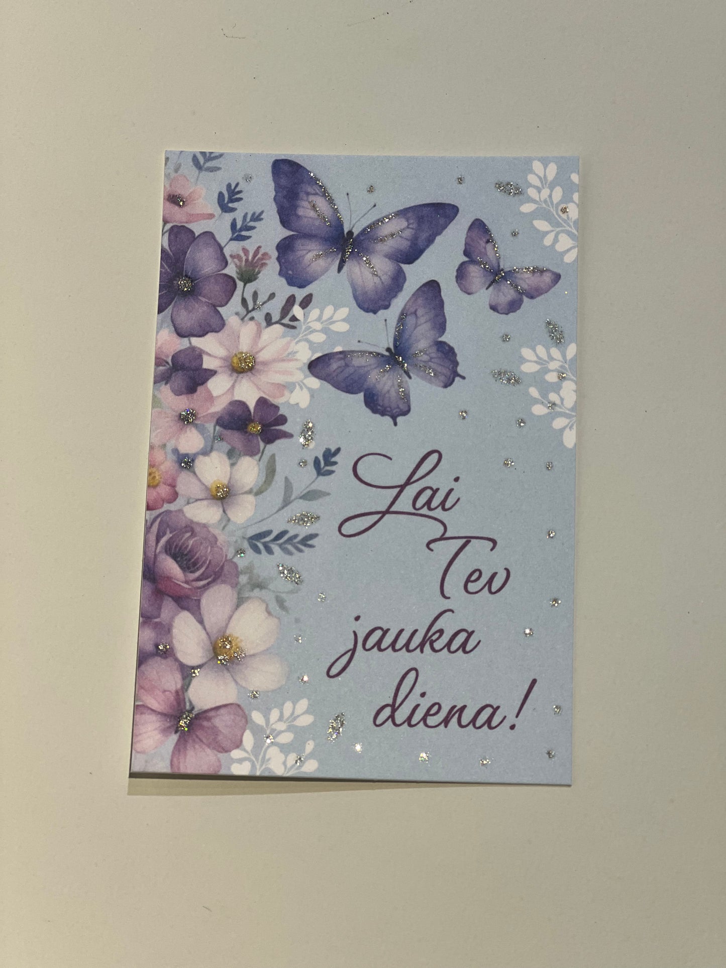Card medium